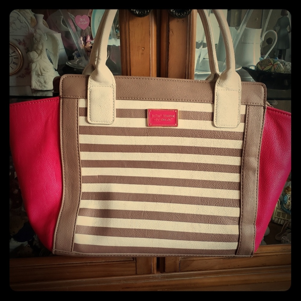 💕Betsey Johnson Large Tote
